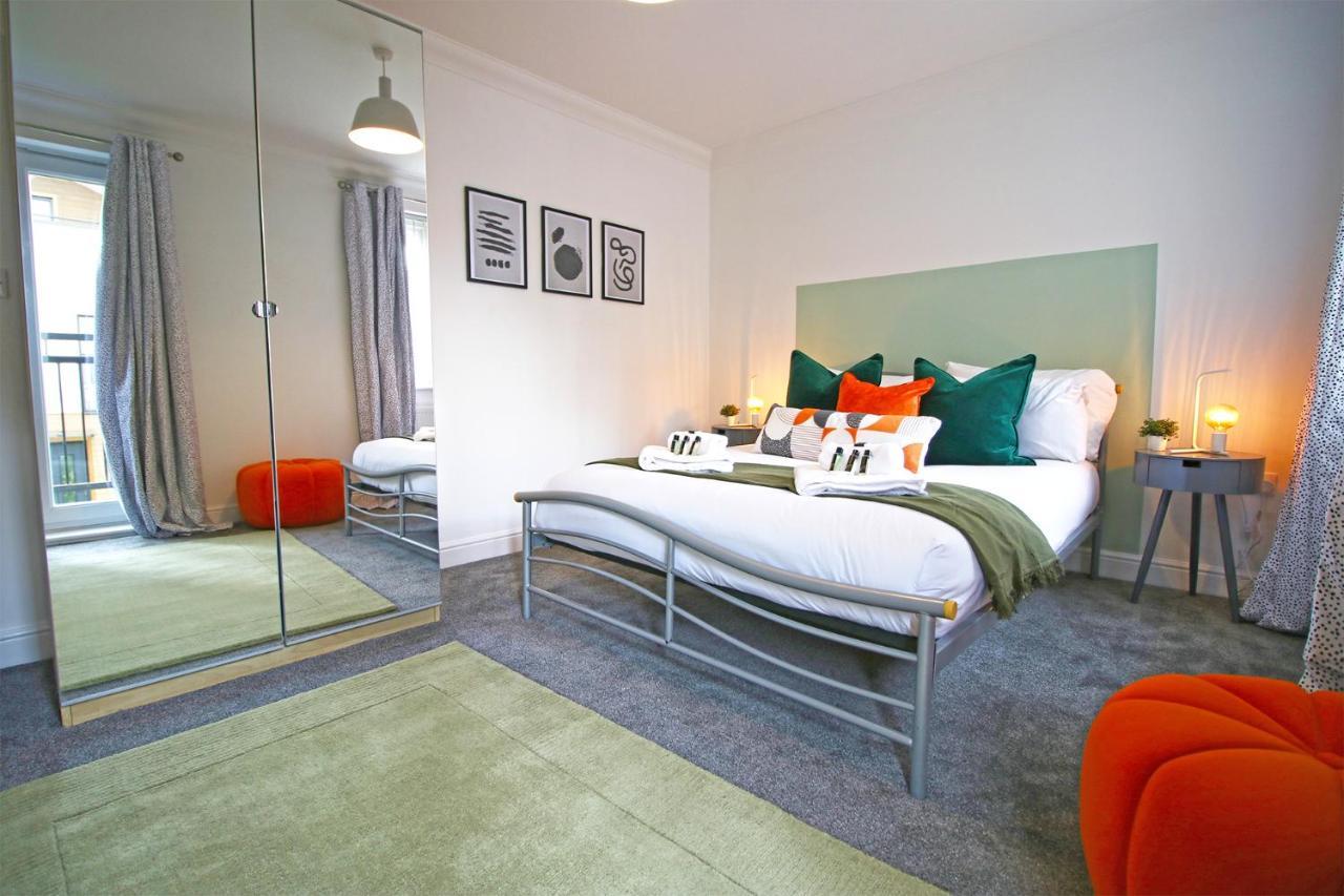 Dock House - 5 Bedroom House - Sleeps 7 * Newport (Gwent)
